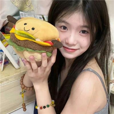 我的同桌是校花